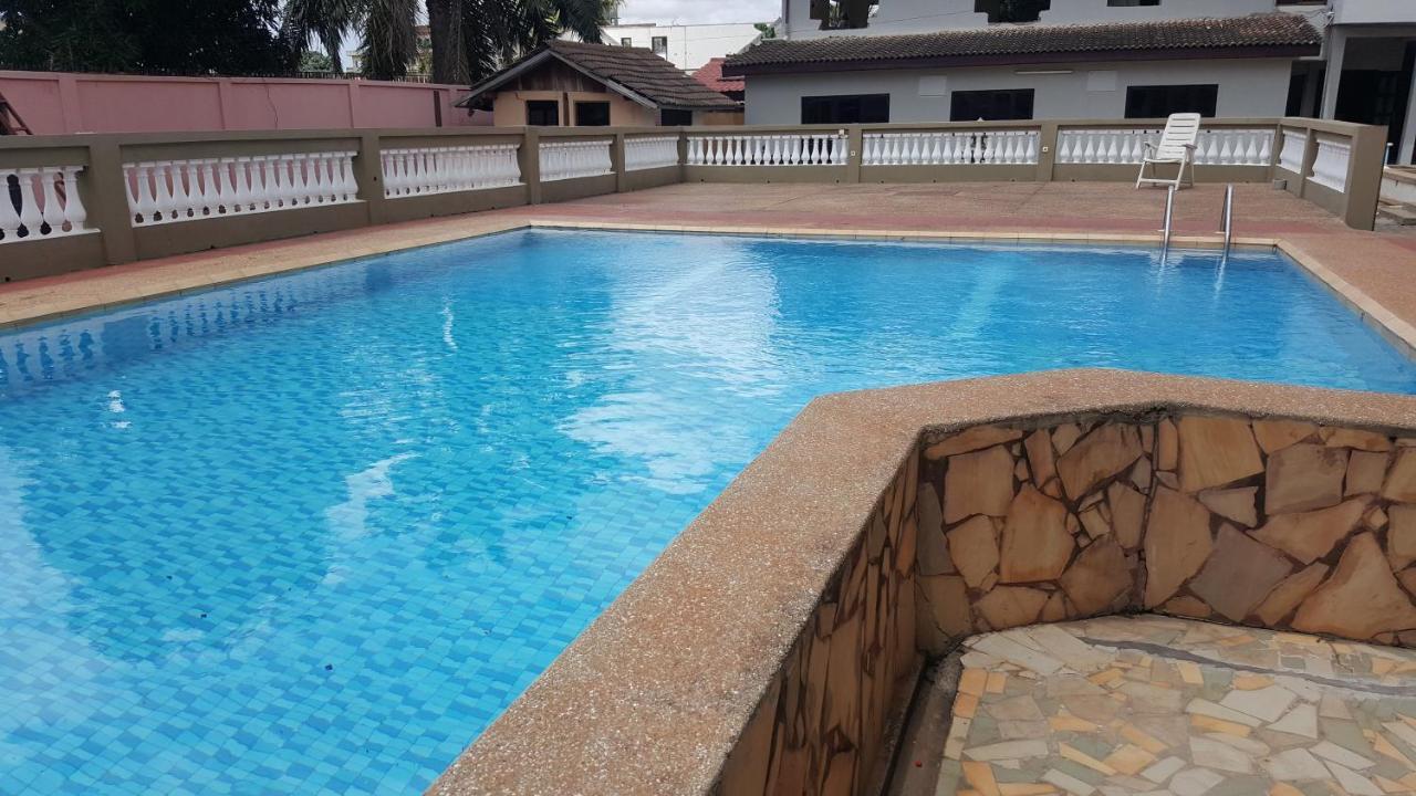 First Choice Hotel Accra Eksteriør billede